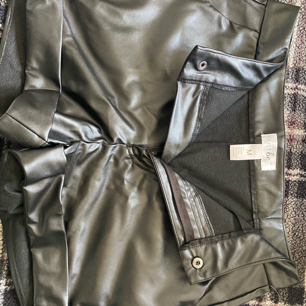 #101 Just B hi wear shorts size medium